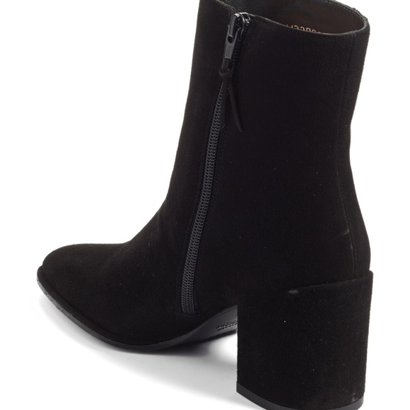 New STUART WEITZMAN Suede Almond Toe Ankle Boot - Picture 2 of 8